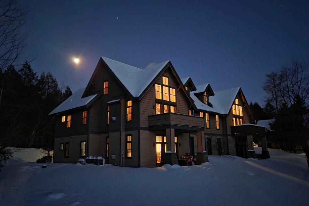 Castle Hill Resort Condo 5 Mi to Slopes at Okemo!